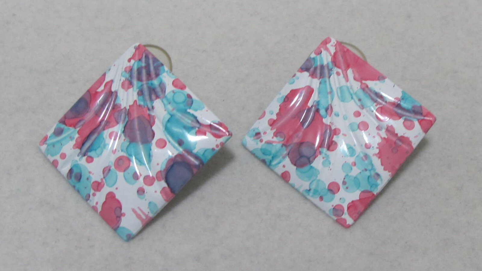 Fun! Vintage Pink Purple Aqua White Splatter Enamel Diamond-Shape Post Earrings