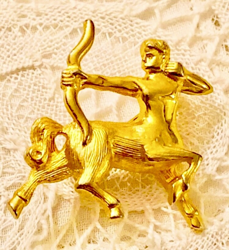 Sagittarius Centaur Gold Brooch Astrology Signed VR Vtg 88