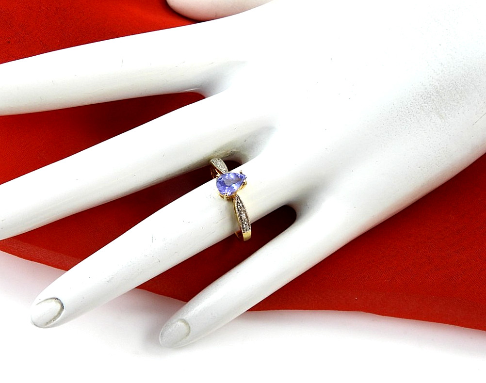 18K Gold Blue Violet Tanzanite Color Pear Cut Ring Diamond Accent Fine Jewelry