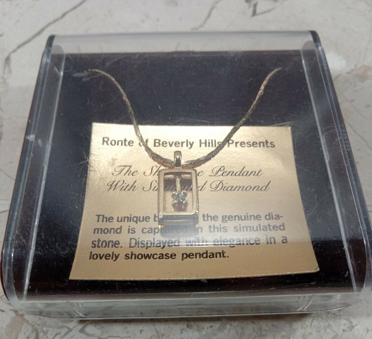 Ronte Beverly Hills VTG Simulated Diamond Shadowbox Necklace 17″ Snake Chain