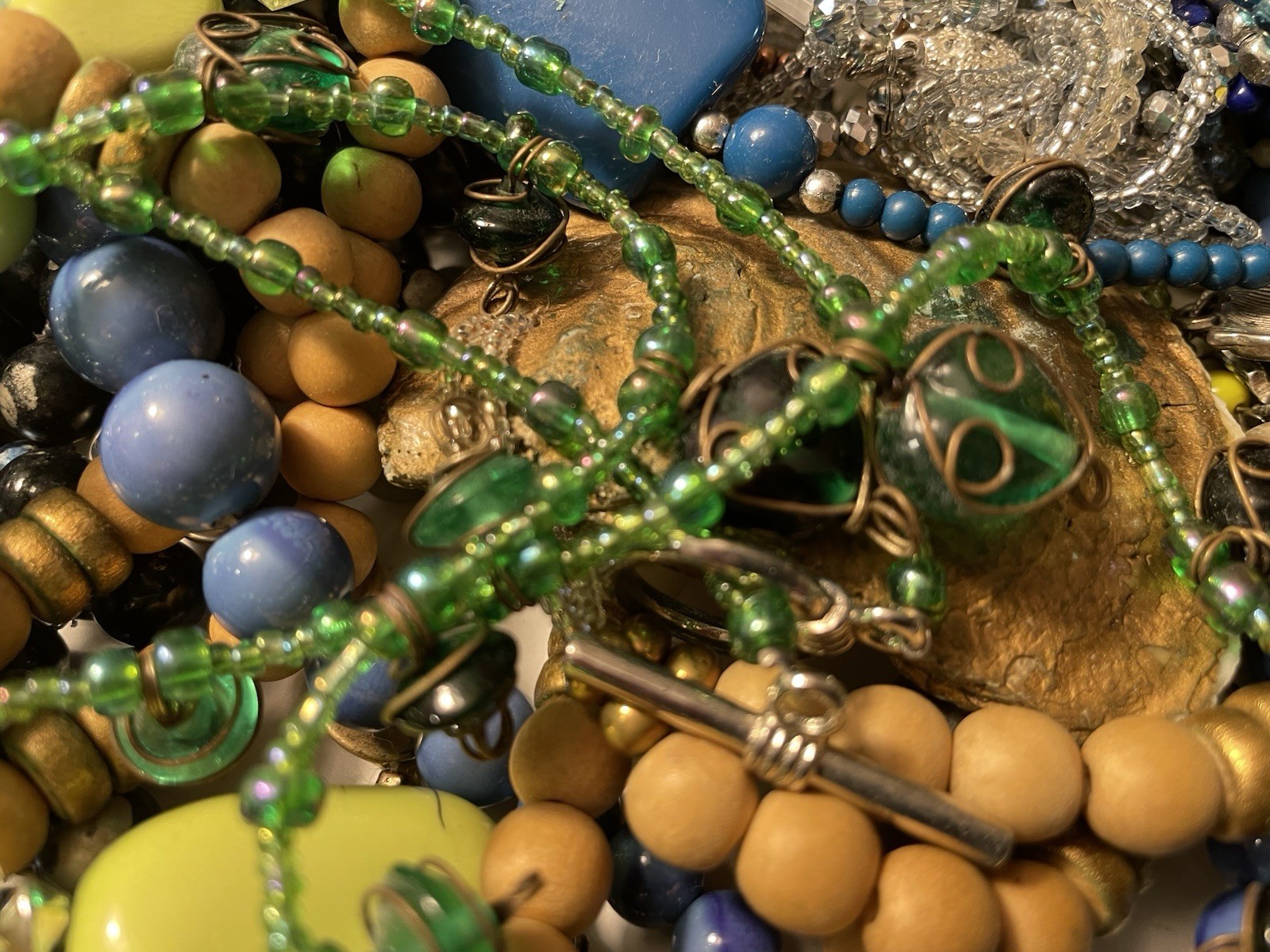 4Lb Mixed Mystery Jewelry Lot Vintage Mod Boho Beaded Necklaces Bracelets