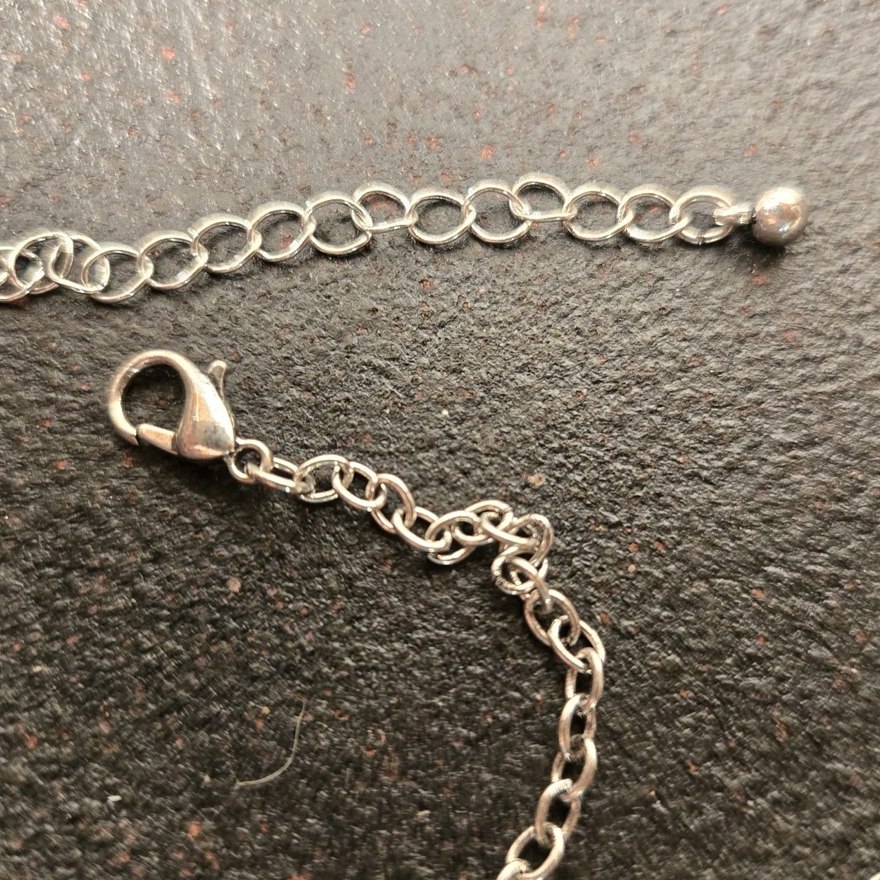 Deer Stag Skull & Roses Vintage Necklace Silvertone Jewelry Chain Link Hook 14″