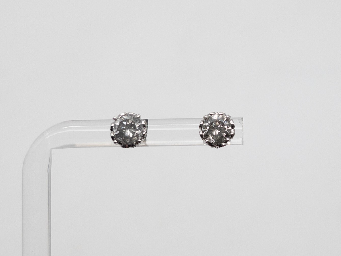 NEW $9000 2.25ct Champagne Diamond 18k White Gold Eternity Screwback Earrings