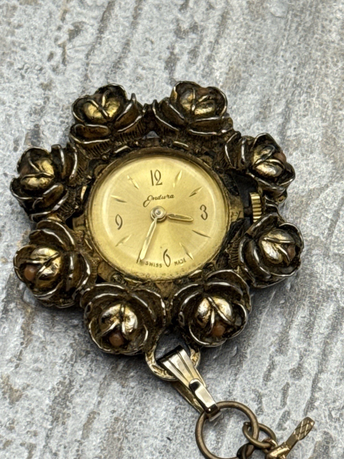 VTG Endura Mechanical Pendant Watch With Rose Bezel And Textured Chain-works