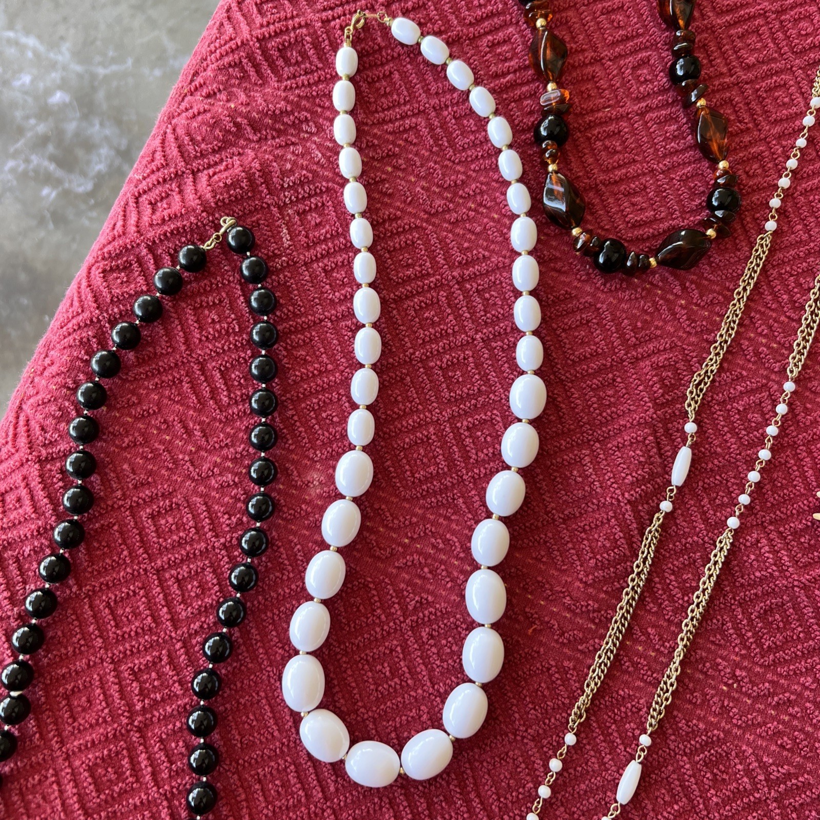 Vintage Fashion Jewelry Necklaces From 60’s/70’s – 80’s/ 90’s , Lot Of 6