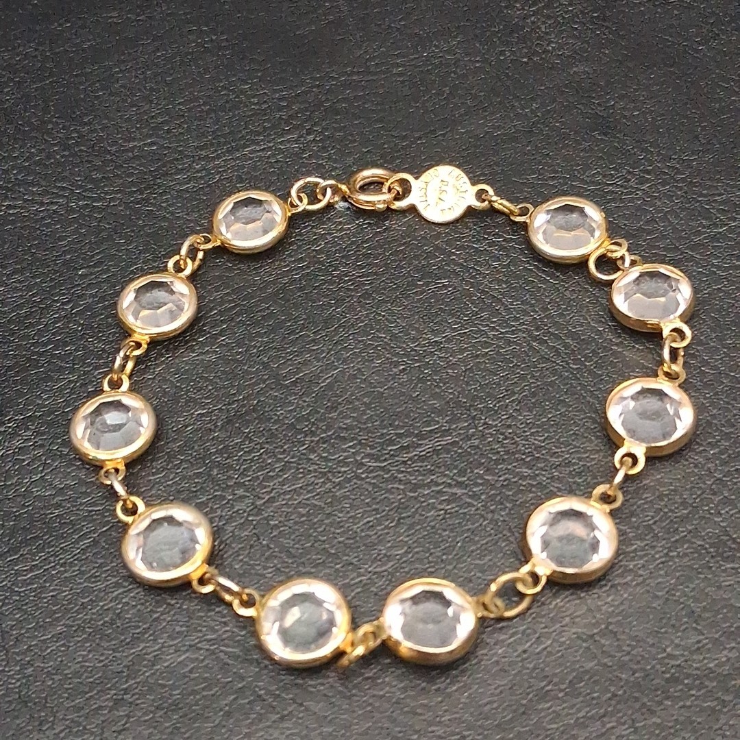 Vintage Austrian Crystal USA Link Bracelet Gold Tone. 17.520