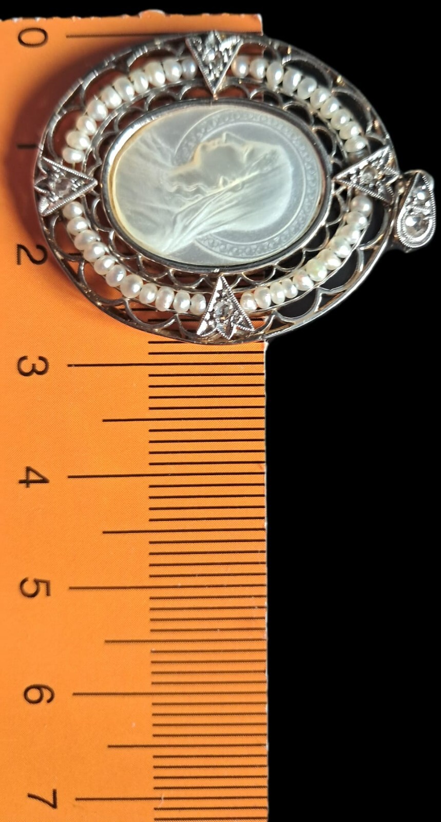 Fine Antique Art Nouveau 18K Gold Mother of Pearl Virgin Mary Pendant Ca 1900