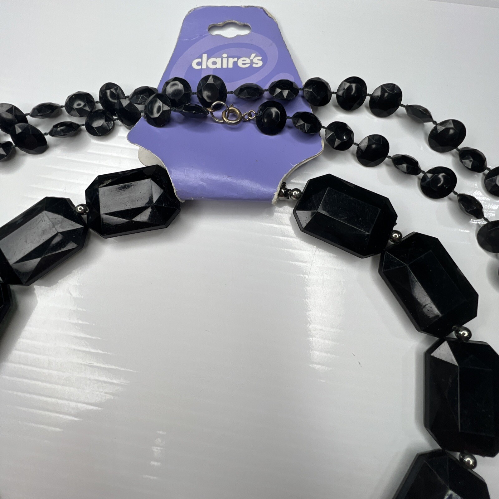 H1 Lot Dark Green Black Resin Lucite Beaded Jewel Shapes 70s Retro Necklaces