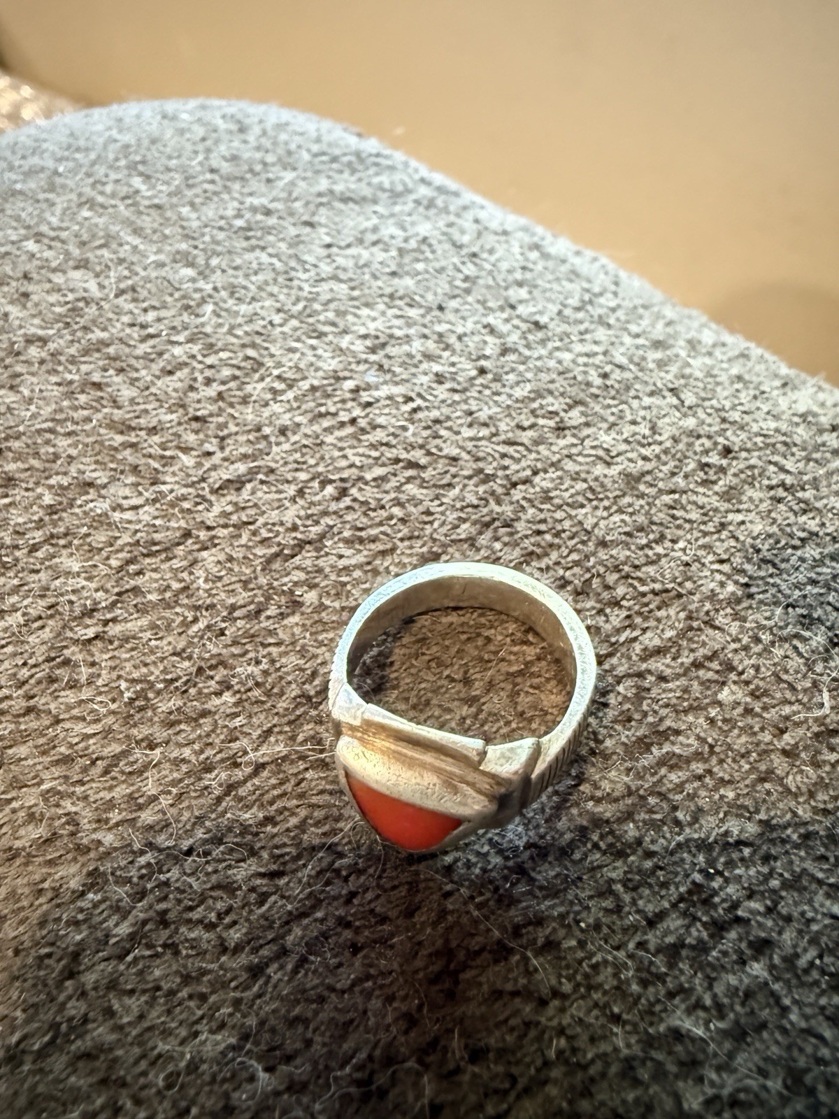 OLD Sterling Silver 925 Ring Unmarked 7.1grams Coral? Jasper? Size Is Almost 7.5