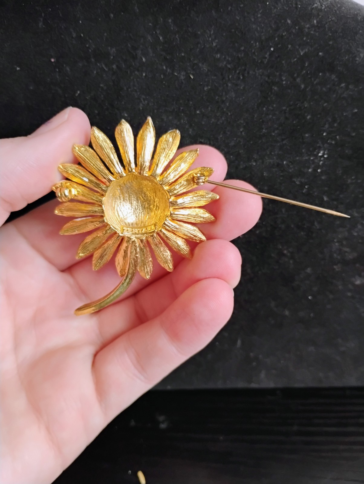 Zentall Sunflower brooch