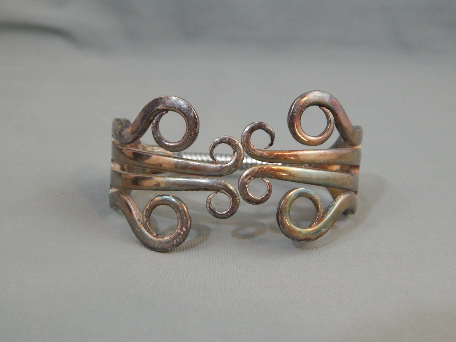 Vintage Hand Crafted Silver Plate Folk Art Double Fork Clamper Cuff Bracelet