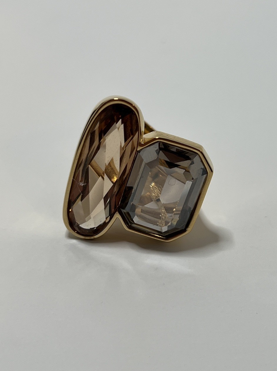 Large Swarovski Swan Faceted Topaz Crystals Cocktail Ring Size 7 with Box