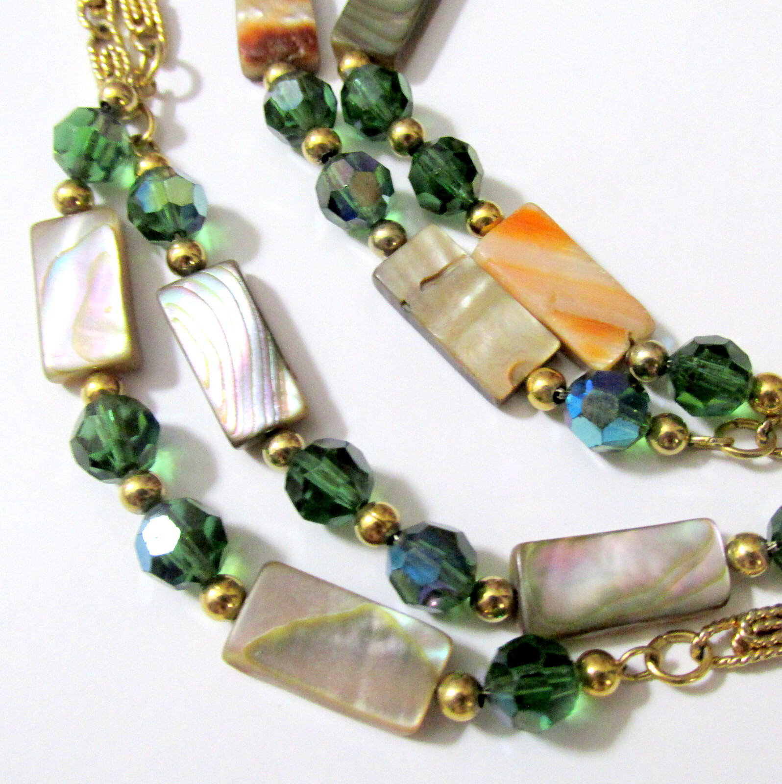 VTG RUNWAY NAPIER 60″ CHAIN ABALONE MOP GREEN CRYSTAL BEAD NECKLACE BOOK PIECE