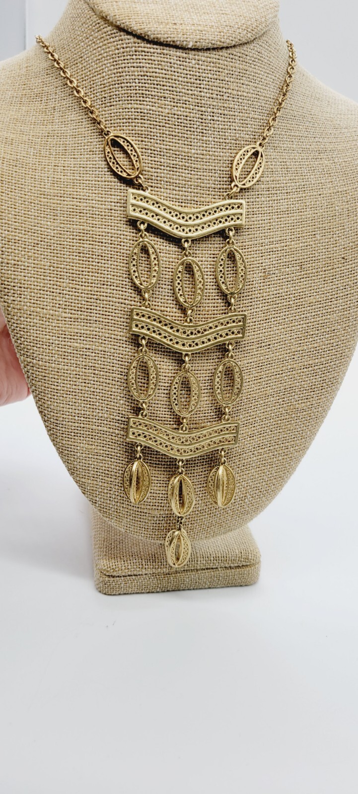 STELLA & DOT Kimberly Pendant Necklace Gold Tone Statement
