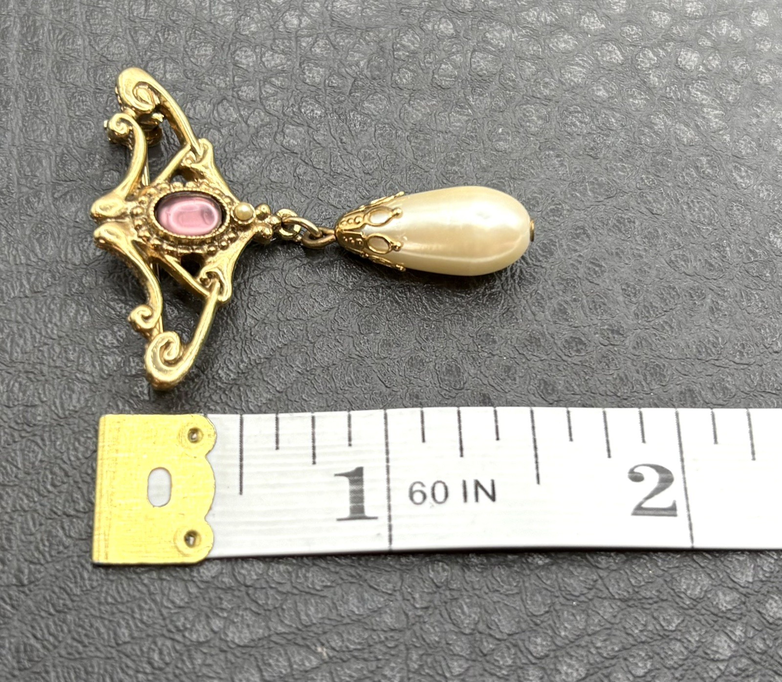 1928 Brand Vintage Pin Brooch Faux Pearl Dangle Purple Gripoix Style Cabochon