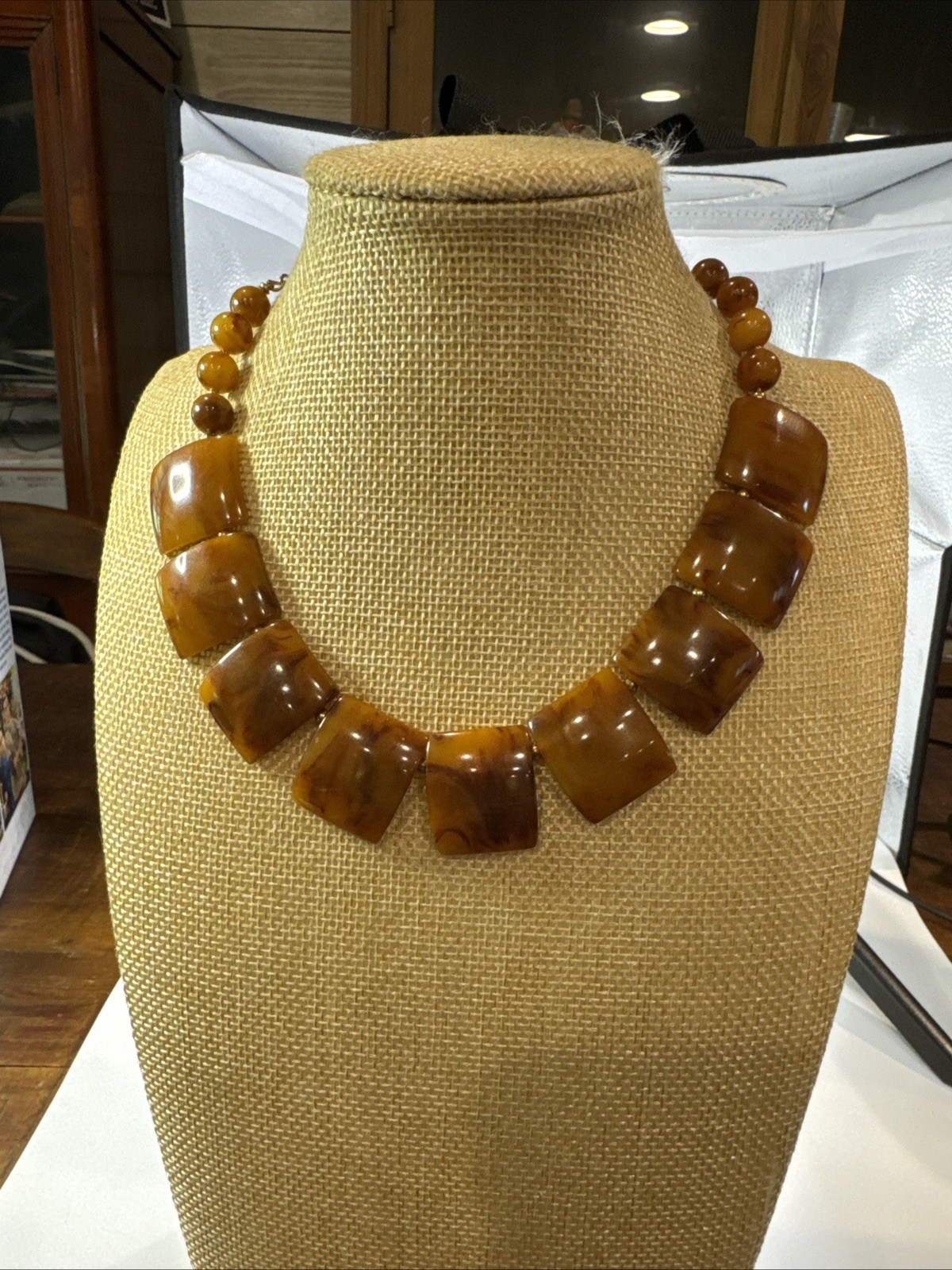 Vintage Butterscotch Marbled Bakelite Panel & Ball Bead Collar Necklace 16”