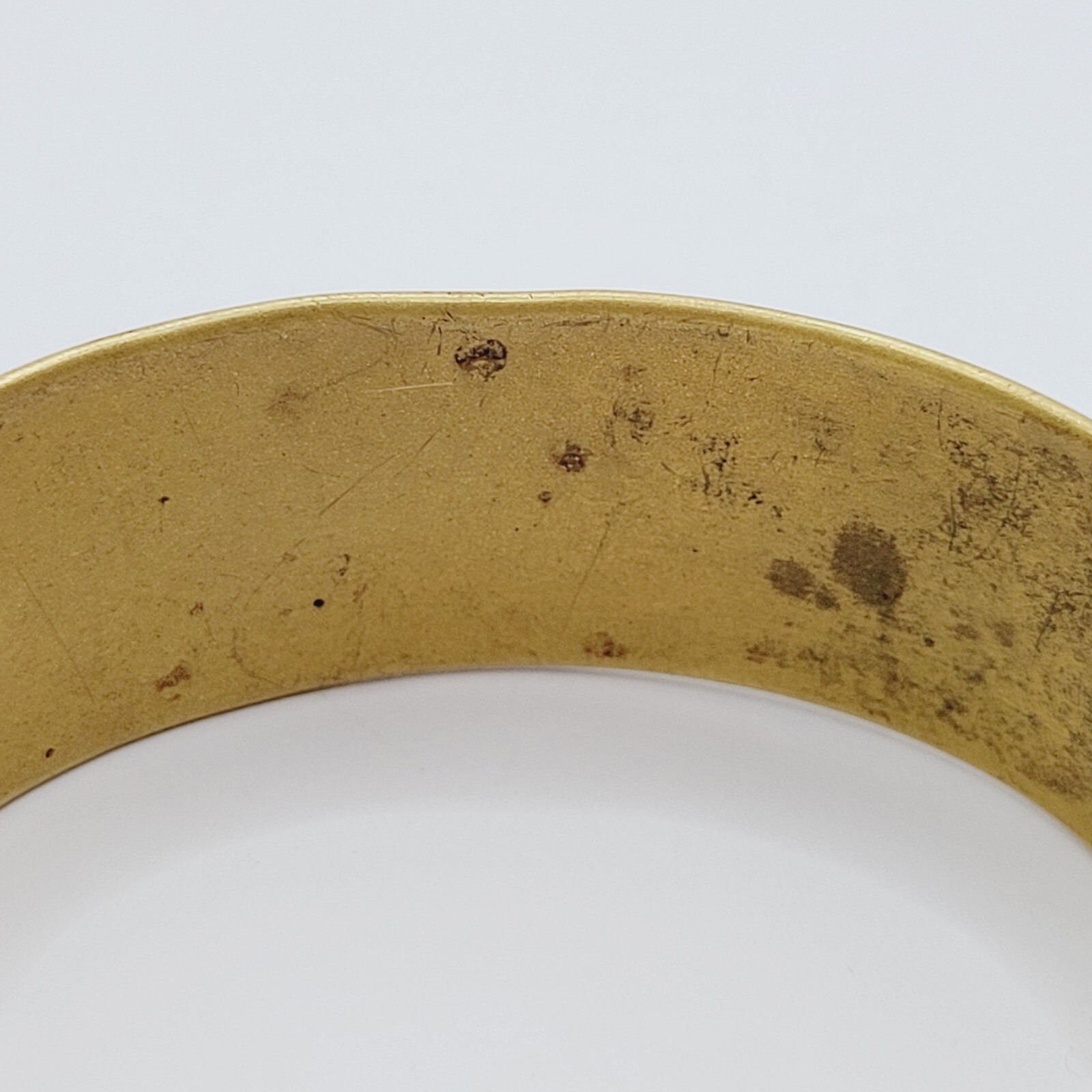 Wide Brass Chunky Bangle Embossed Heart Pattern Vintage Bracelet 8 Inch Approx