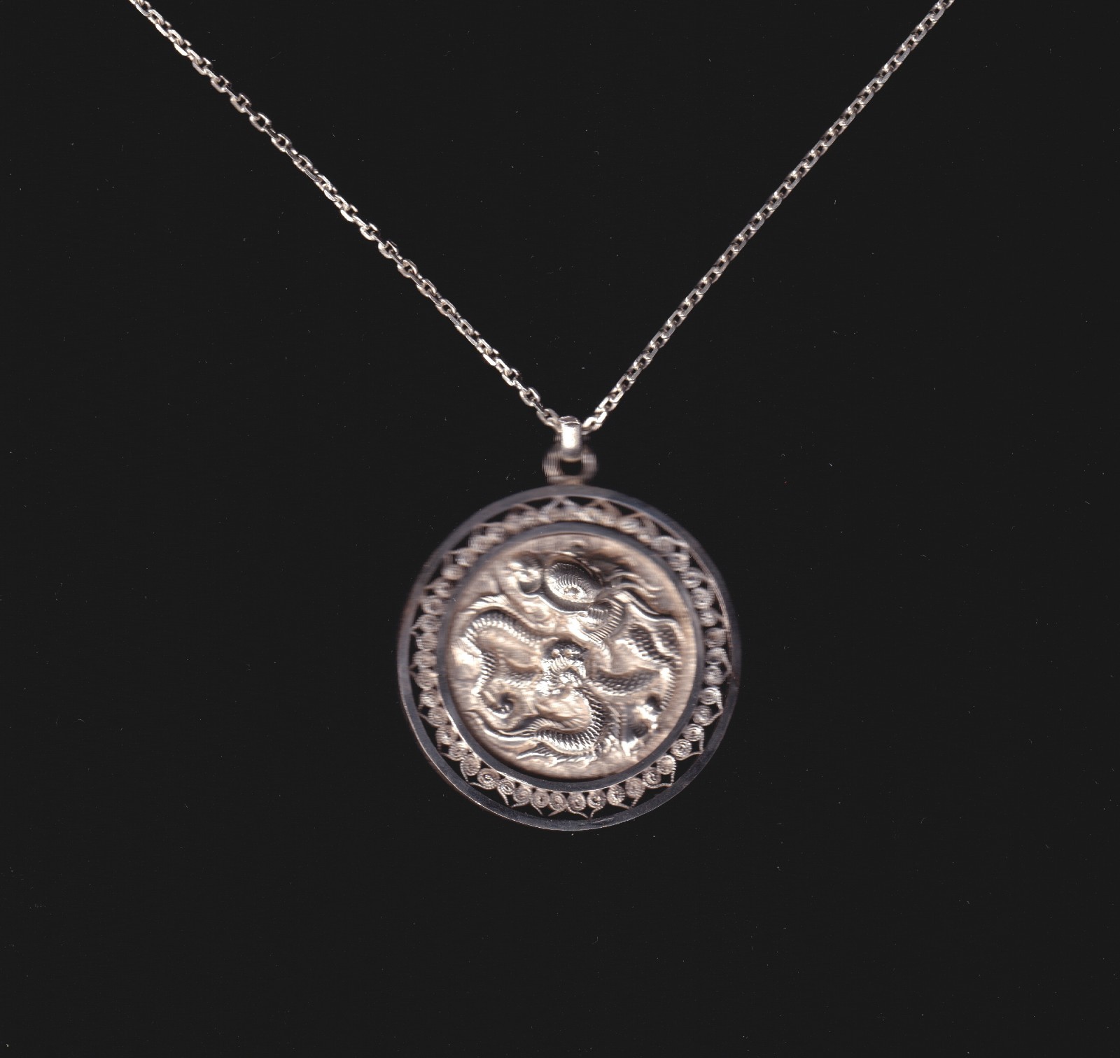 Vintage Antique Chinese 900 Silver Dragon Filigree Pendant Necklace Happiness
