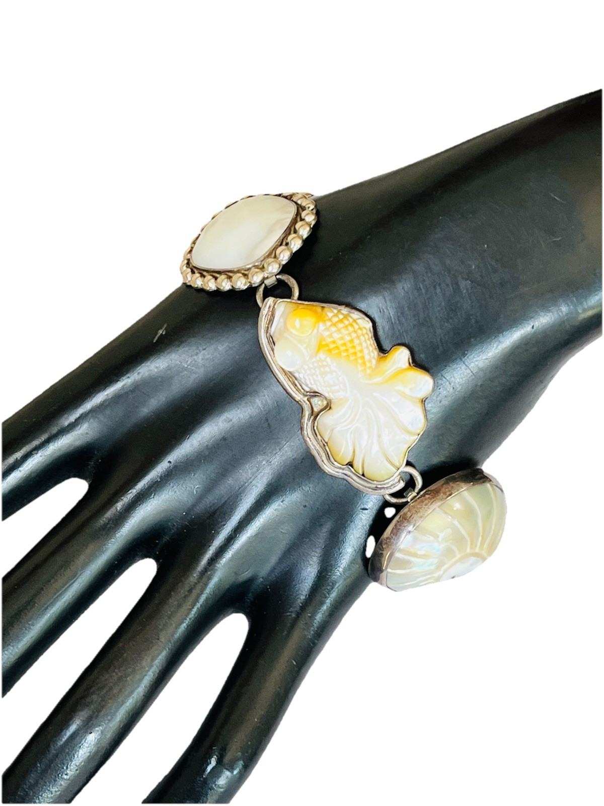 Vintage Sterling Silver AMY KAHN RUSSELL Mother Of Pearl Carved Fish Bracelet