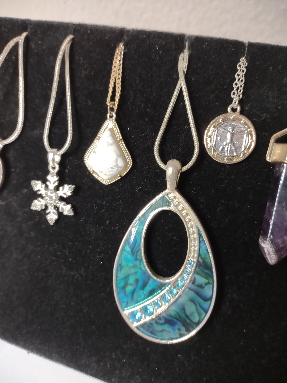 Lot Of 12 Pendant Necklaces Snowflake, Crystal, Tassel, Multicolor Lot P19