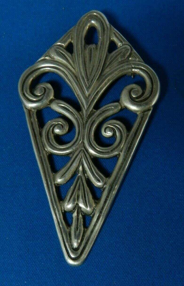 Vintage Los Castillo Sterling Silver Taxco Pin #681
