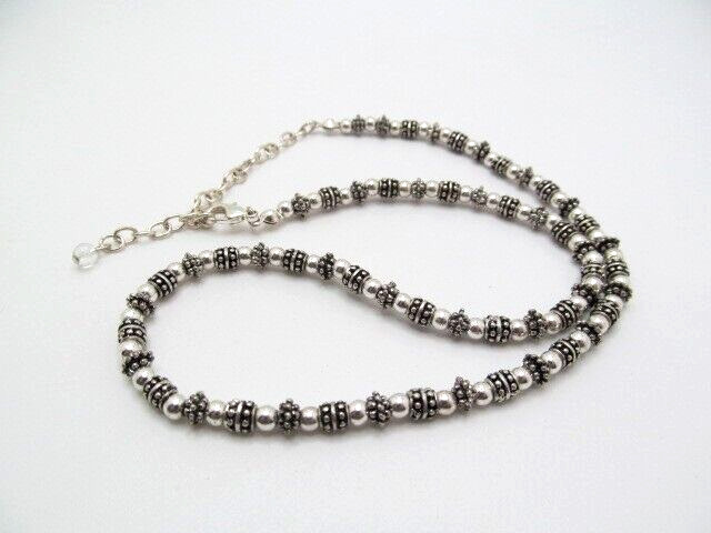 Vintage Silver Tone Ball Bead & Barrel Beaded 5.3mm Necklace 16 to 19.25 Inch