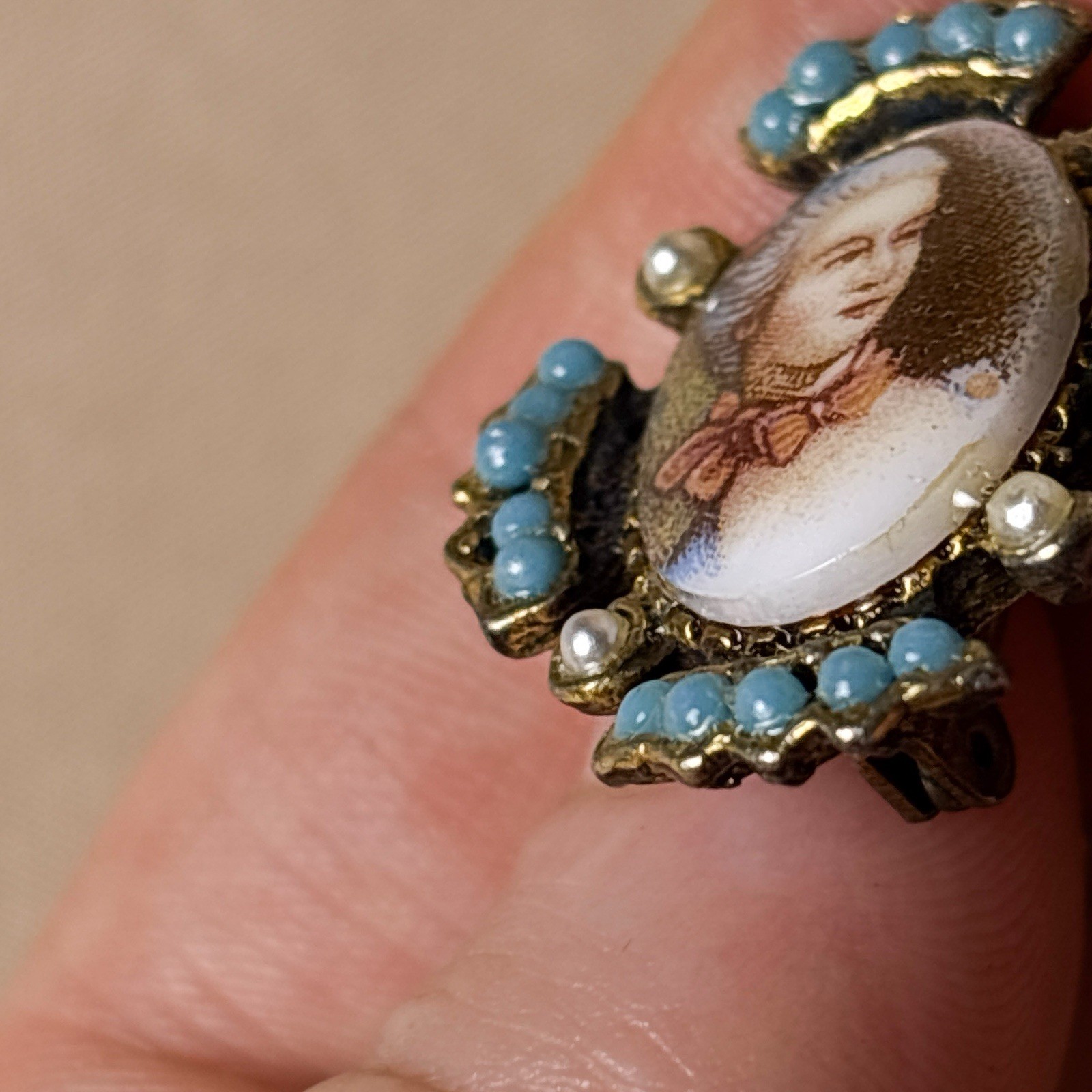 Vintage Brooch, Miniature Victorian Portrait Cameo Turquoise Bead Brooch Pin A66