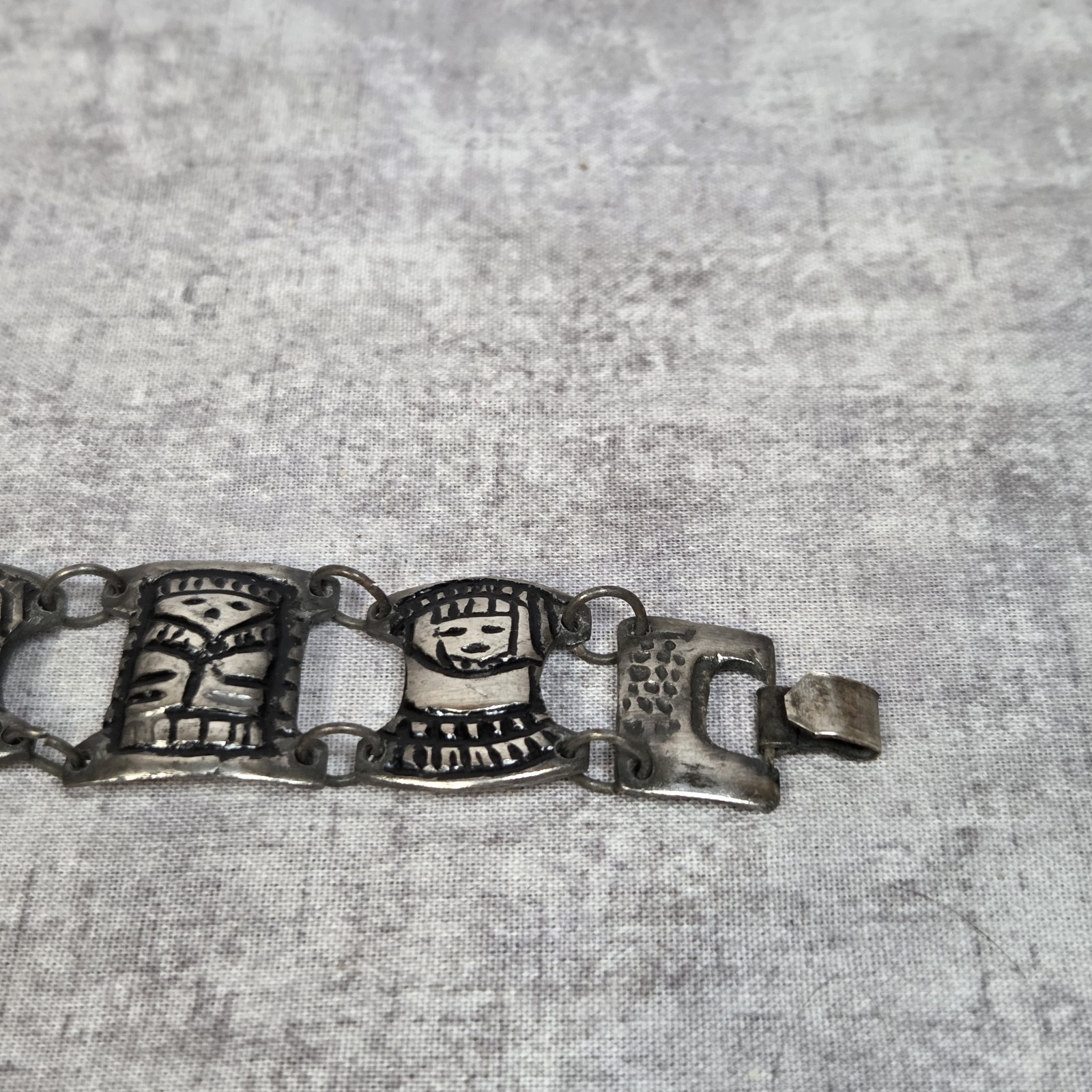 Vtg Mid Century C GENA Colombia 900 Silver Coin Panel Storyteller Bracelet 44g
