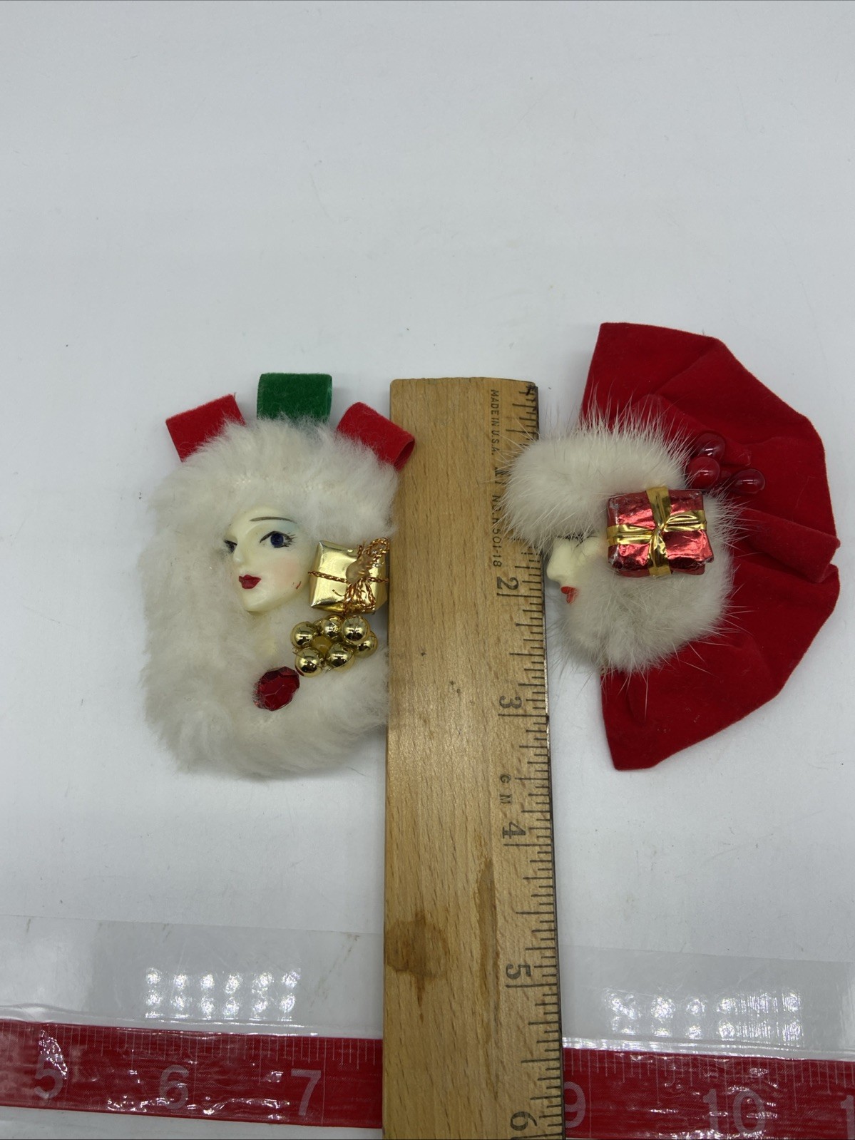 Vintage Christmas Brooch Lot 2pc Faux Fur Velvet Lady Face Gift Box Holiday Pins