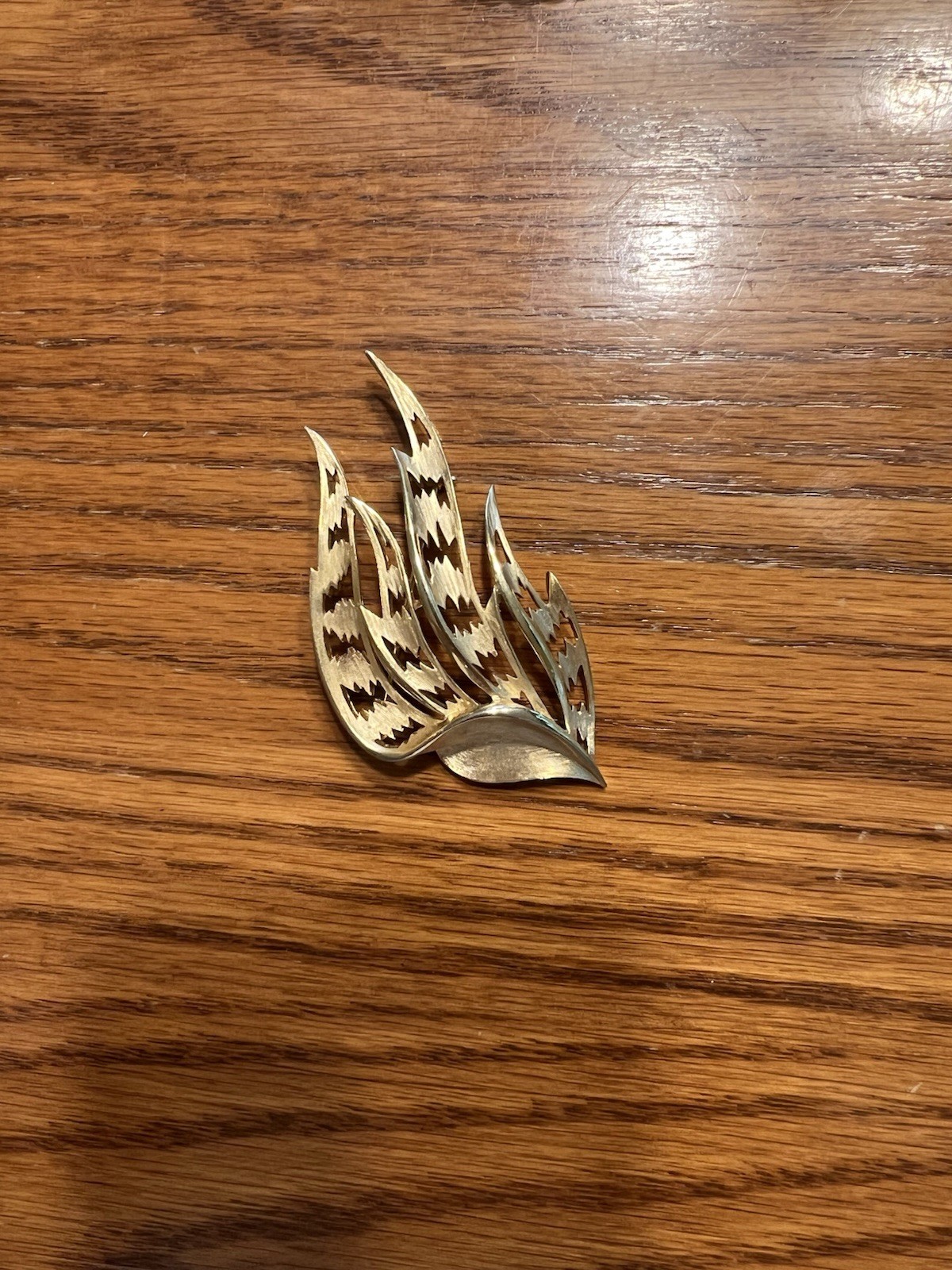 Vintage Crown Trifari Brooch Pins Gold Tone Silver Tone