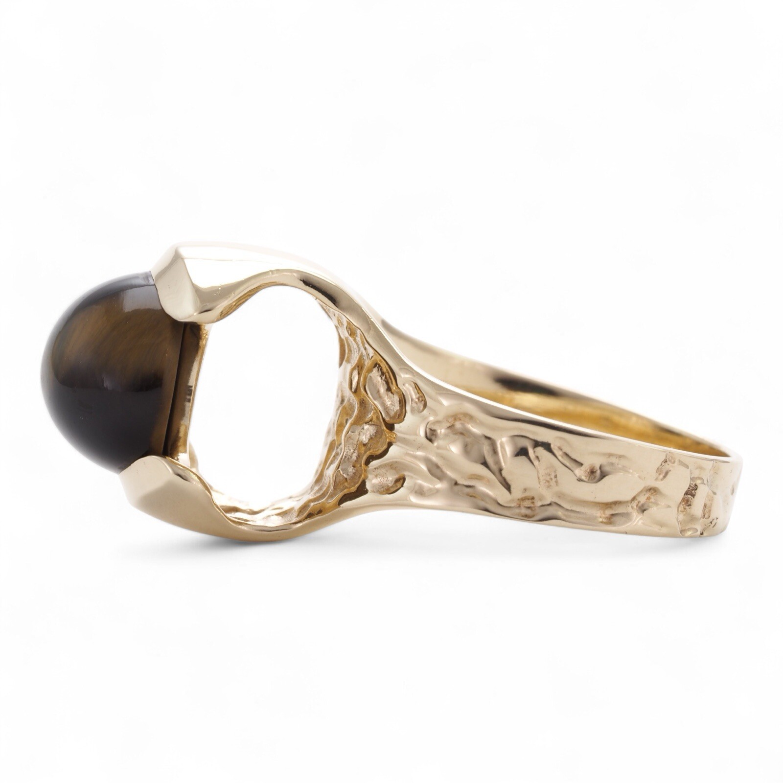 CHATOYANT CABOCHON 1970s 14K Yellow Gold High Set Tiger’s Eye Modernist Ring