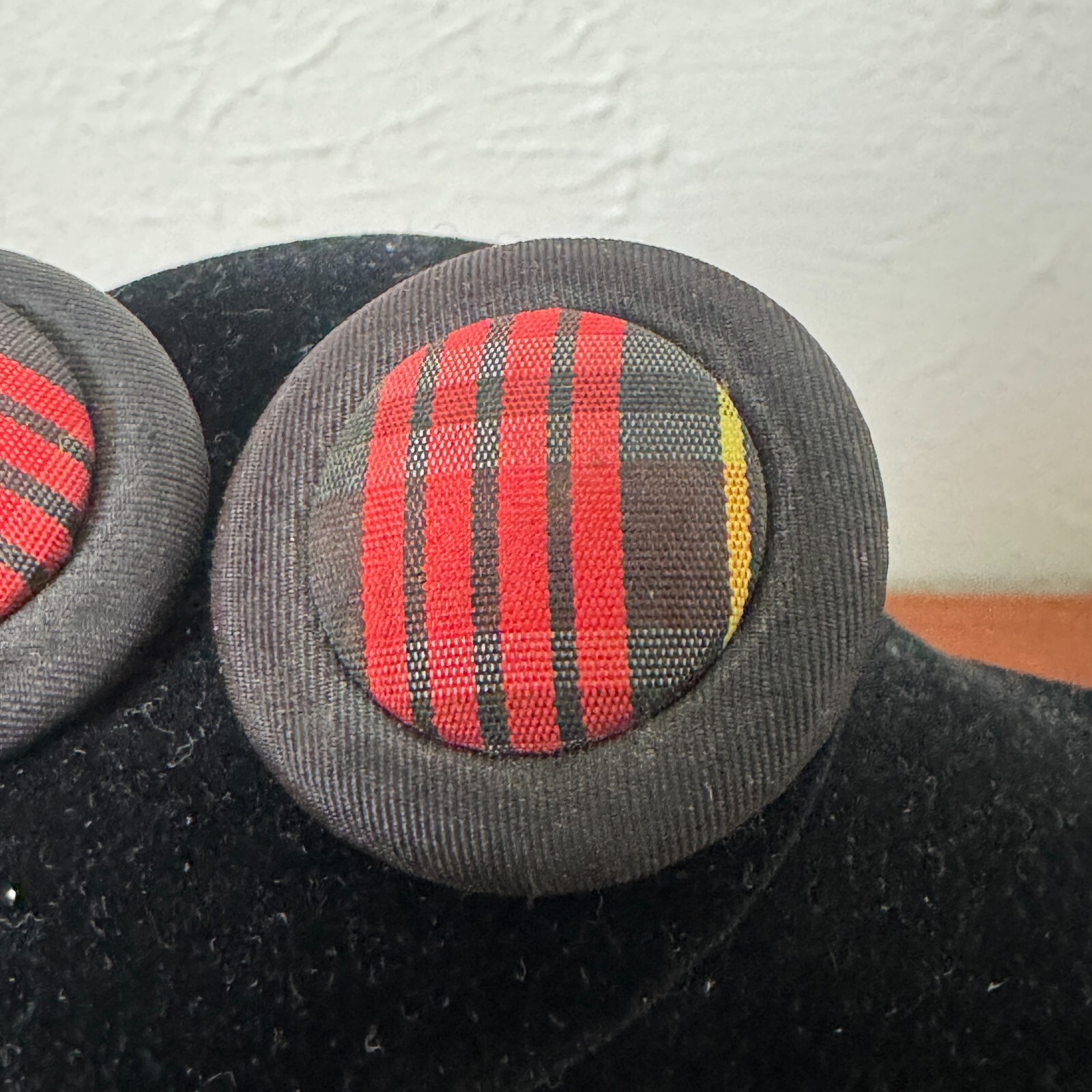 Vintage 80s Retro Tartan Plaid Red Fabric Clip On Earrings Circle Round Preppy