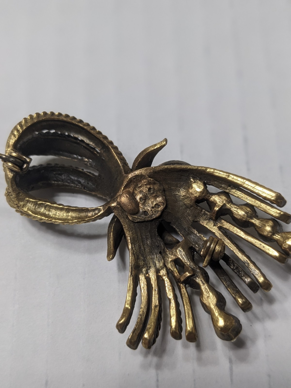 Vintage Gold Tone Bow Brooch with Faux Pearls and Rollover Safety Clasp Chic