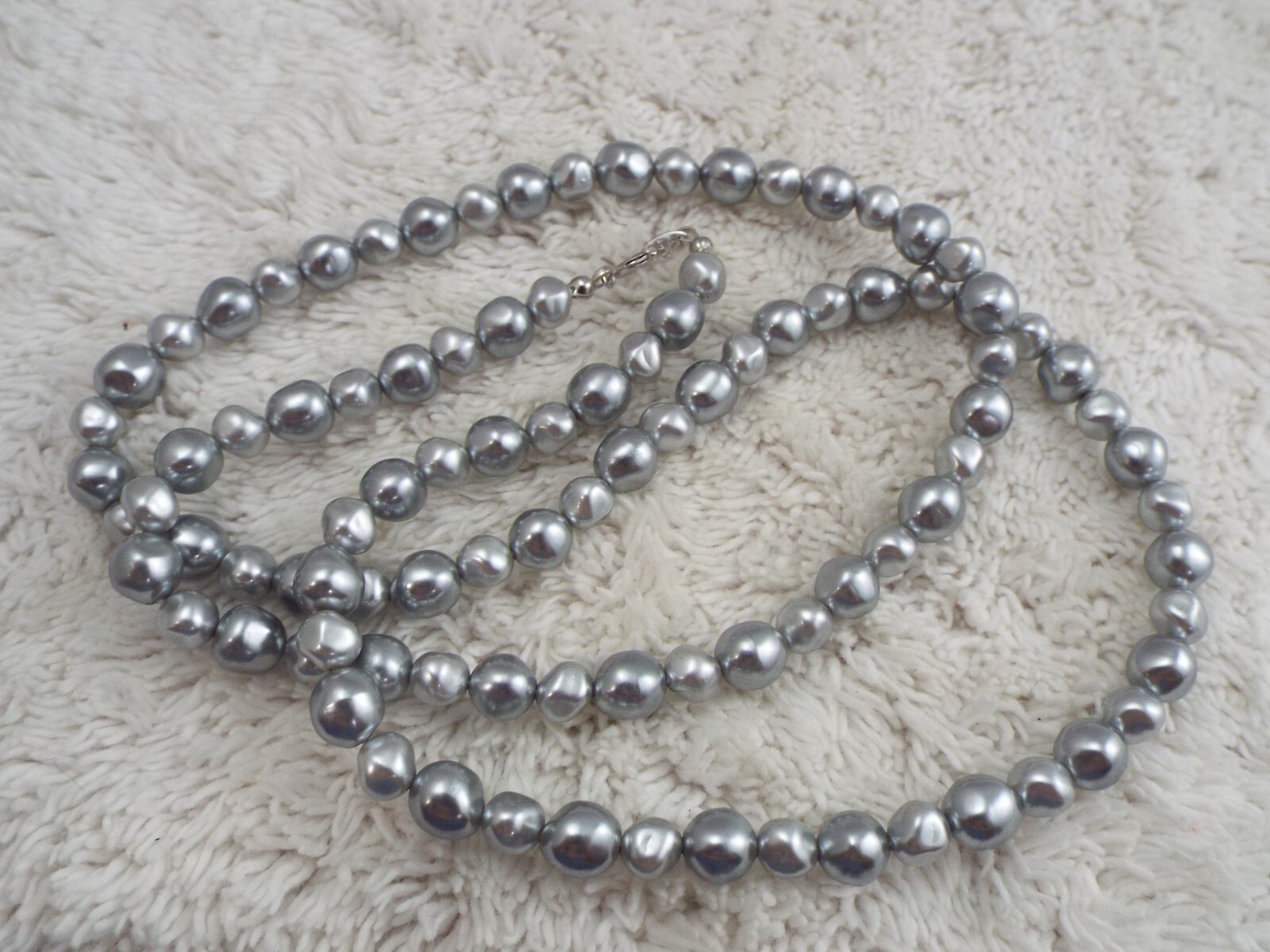 Gray Bead Necklace (A53)