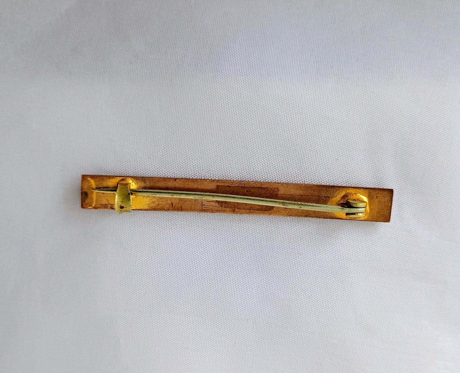 Vintage Unmarked Etched Gold Filled Elongated Brooch Pin 2.5″