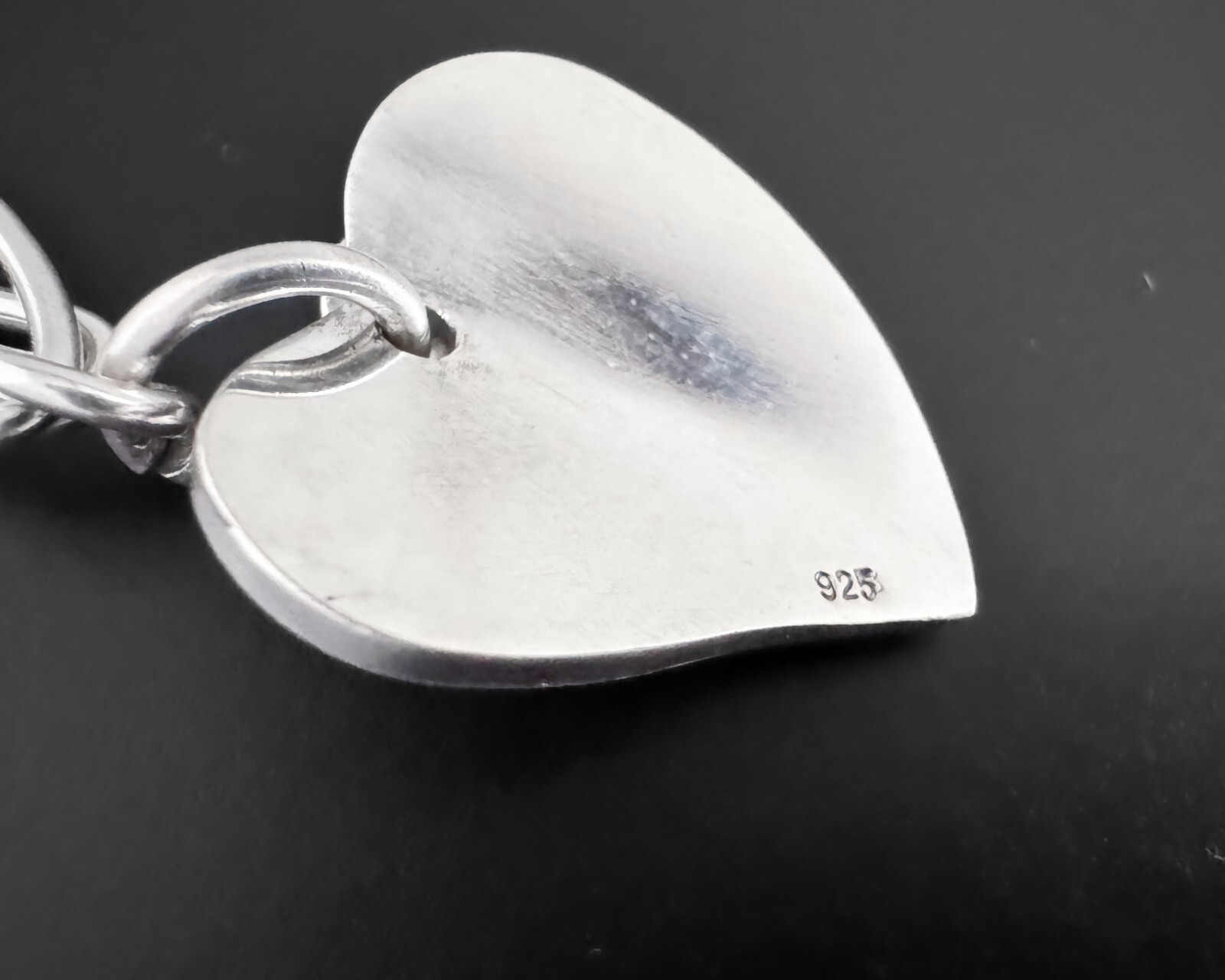 17g Vtg Sterling Silver Modernist Double Heart Tag Charm Design Link Bracelet