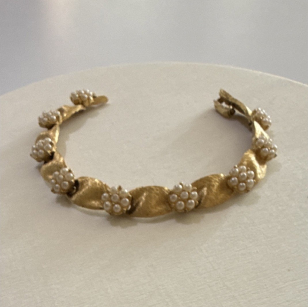 Vintage Crown Trifari Gold Plate Birthday Ribbon Bracelet