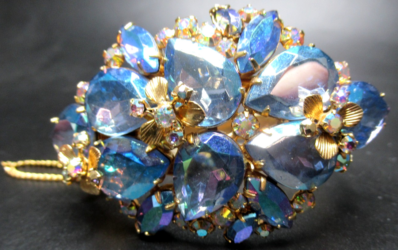 JOSANE Amazing Blue Rhinestone Flowers Vintage Bracelet Brooch Earring Set