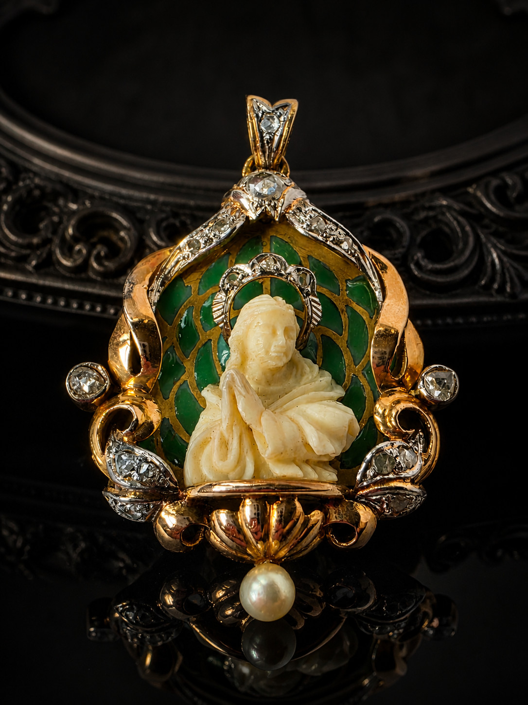 Antique Virgin Mary Pendant 18K Gold Diamond Enamel Art Nouveau Catholic Medal