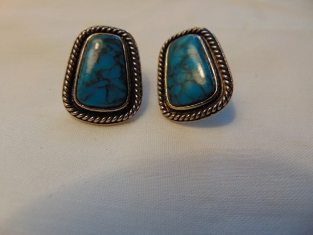 GOLDETTE TURQUOISE SQUASH BLOSSOM EARRINGS Clip-on Screw back SOUTH WESTERN