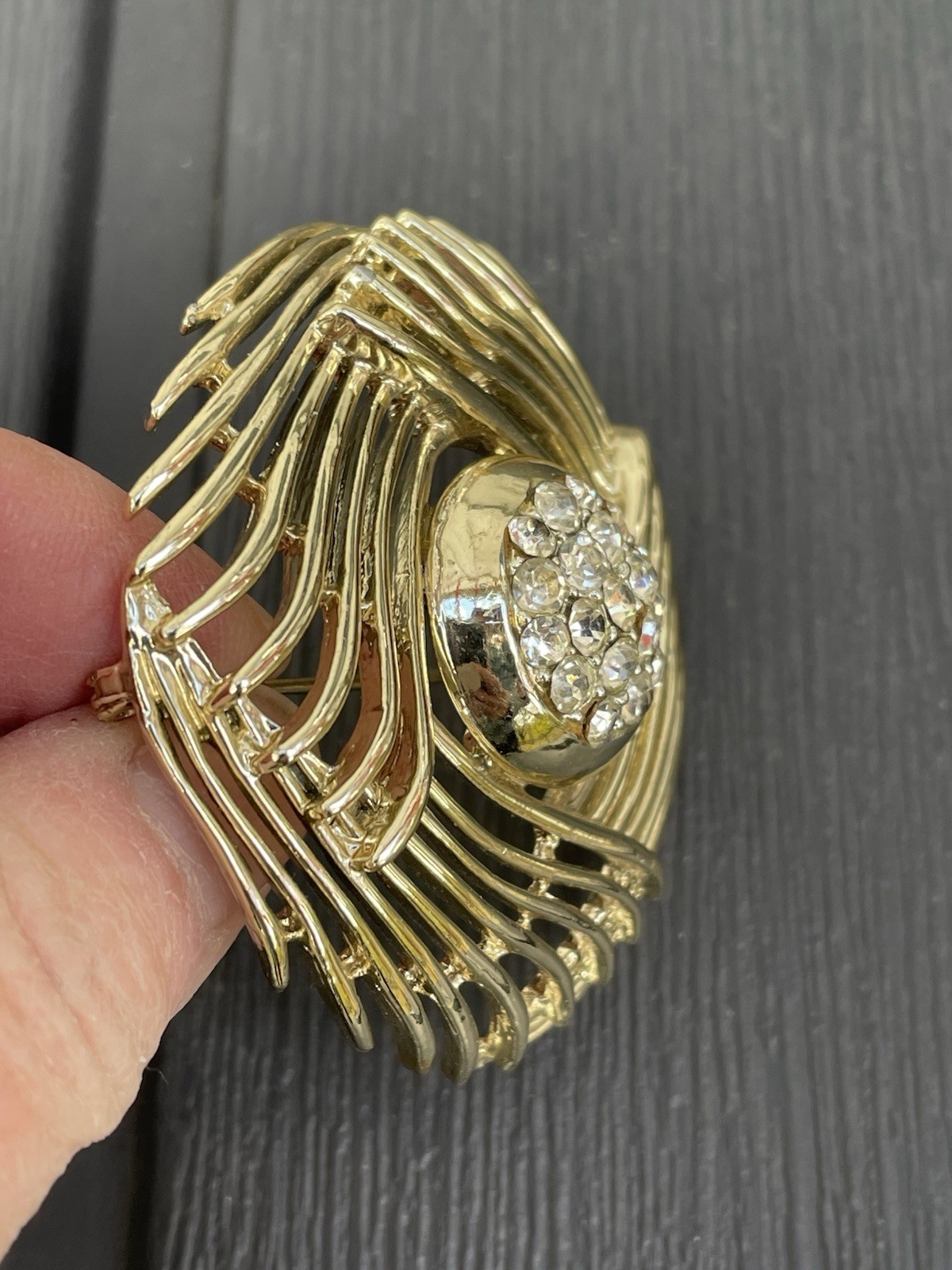 Flower Rhinestone BSK Vintage Gold Brooch Pin Lightweight. Every Day Wear