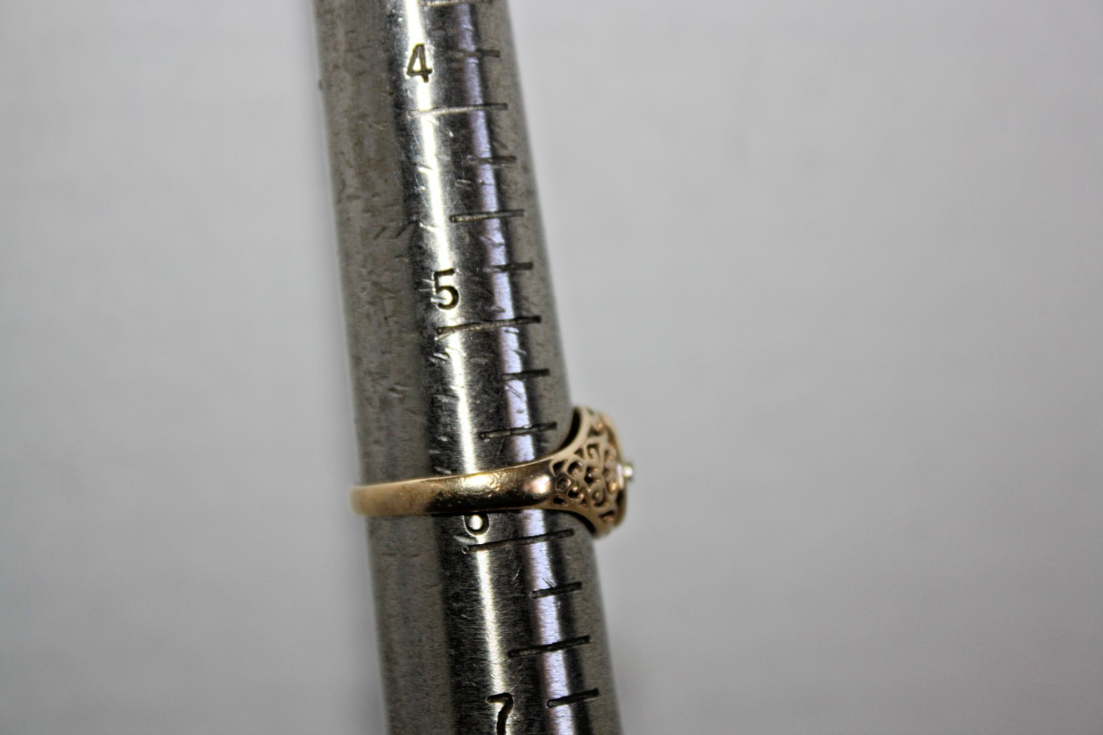 Vintage 10k Yellow Gold Filigree Black Onyx Diamond Accent Ring Sz 5.75