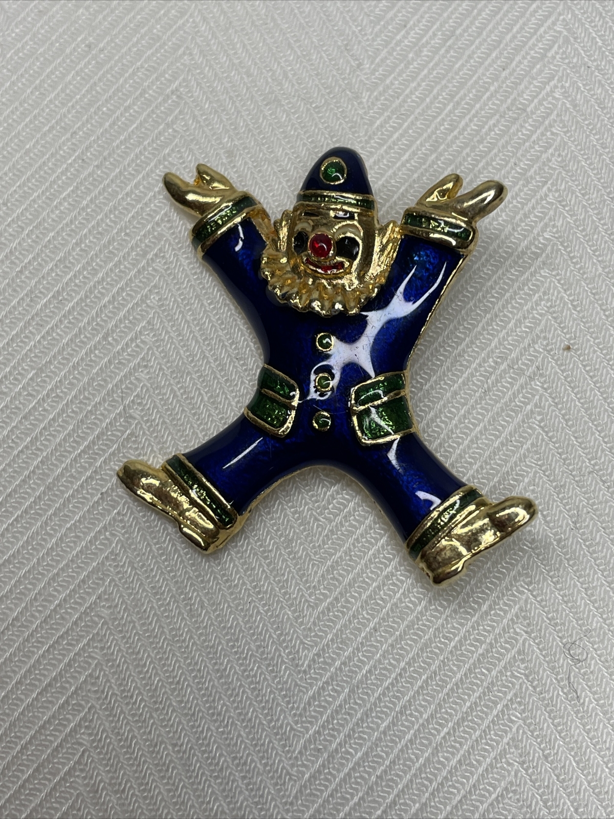 Vintage Blue Red Enamel Clown Brooch Pin Gold Tone 1 1/2″ across