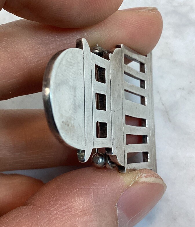 Vintage FORBES Sterling Silver US State Capital Building Pin Brooch Modernist