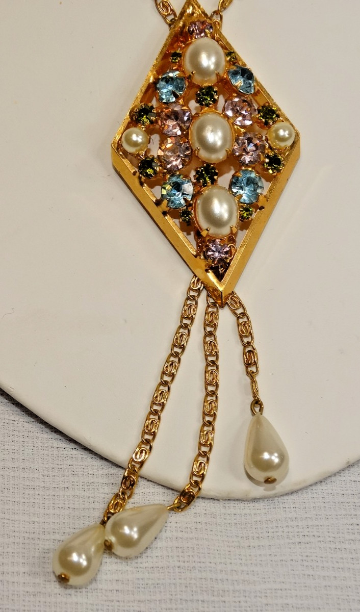 E19 VINTAGE RHINESTONE & FAUX PEARL DIAMOND TASSLE NECKLACE & EARRING MULTICOLOR