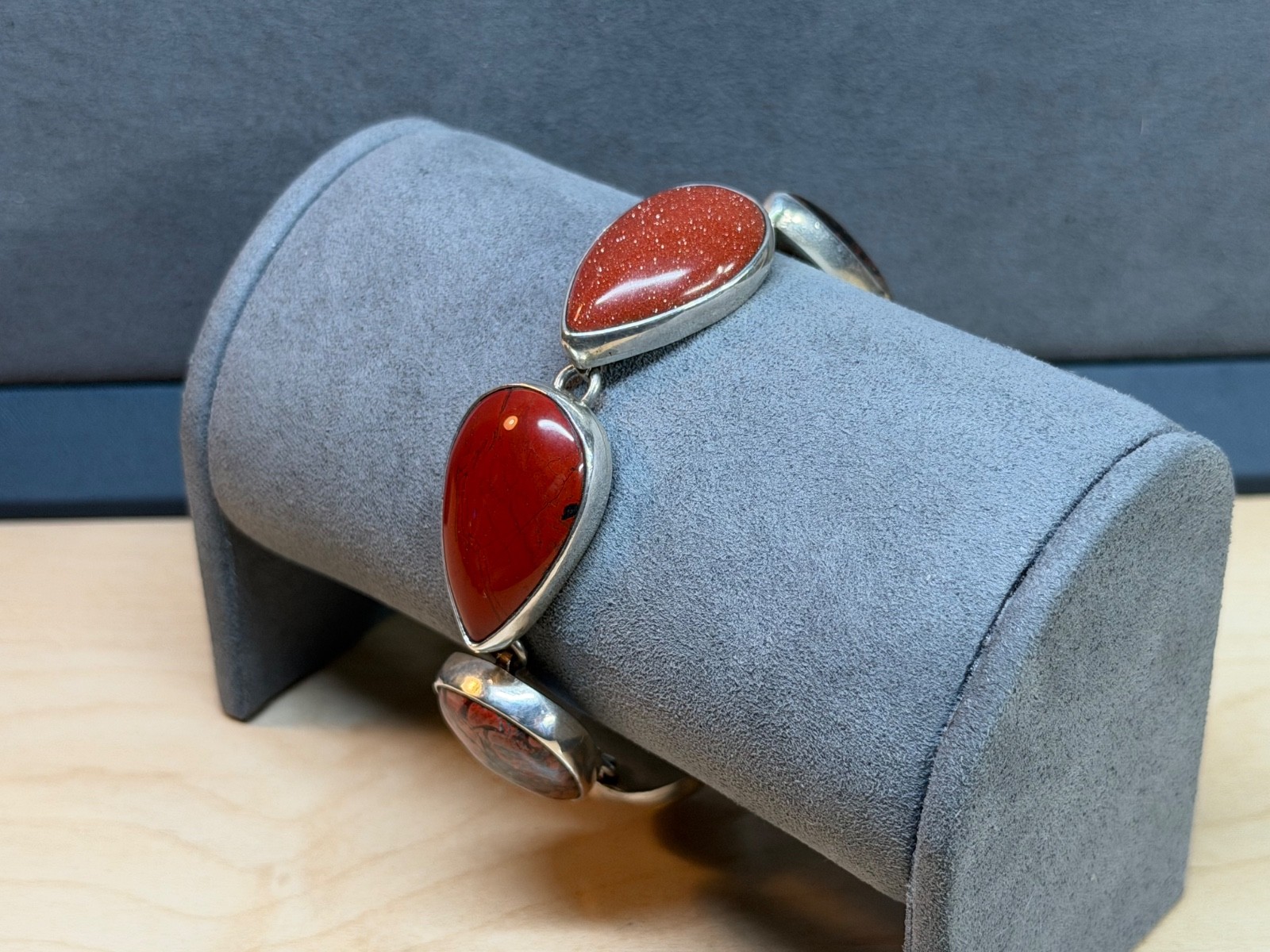 Vintage LOS CASTILLO Mexico Sterling Silver Red & Poppy Jasper Cabochon Bracelet