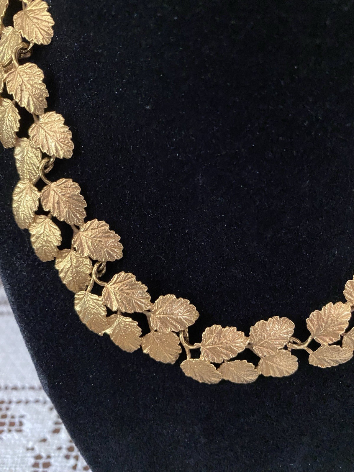 RARE Metropolitan Museum of Art 18k Gold Plated Choker Necklace