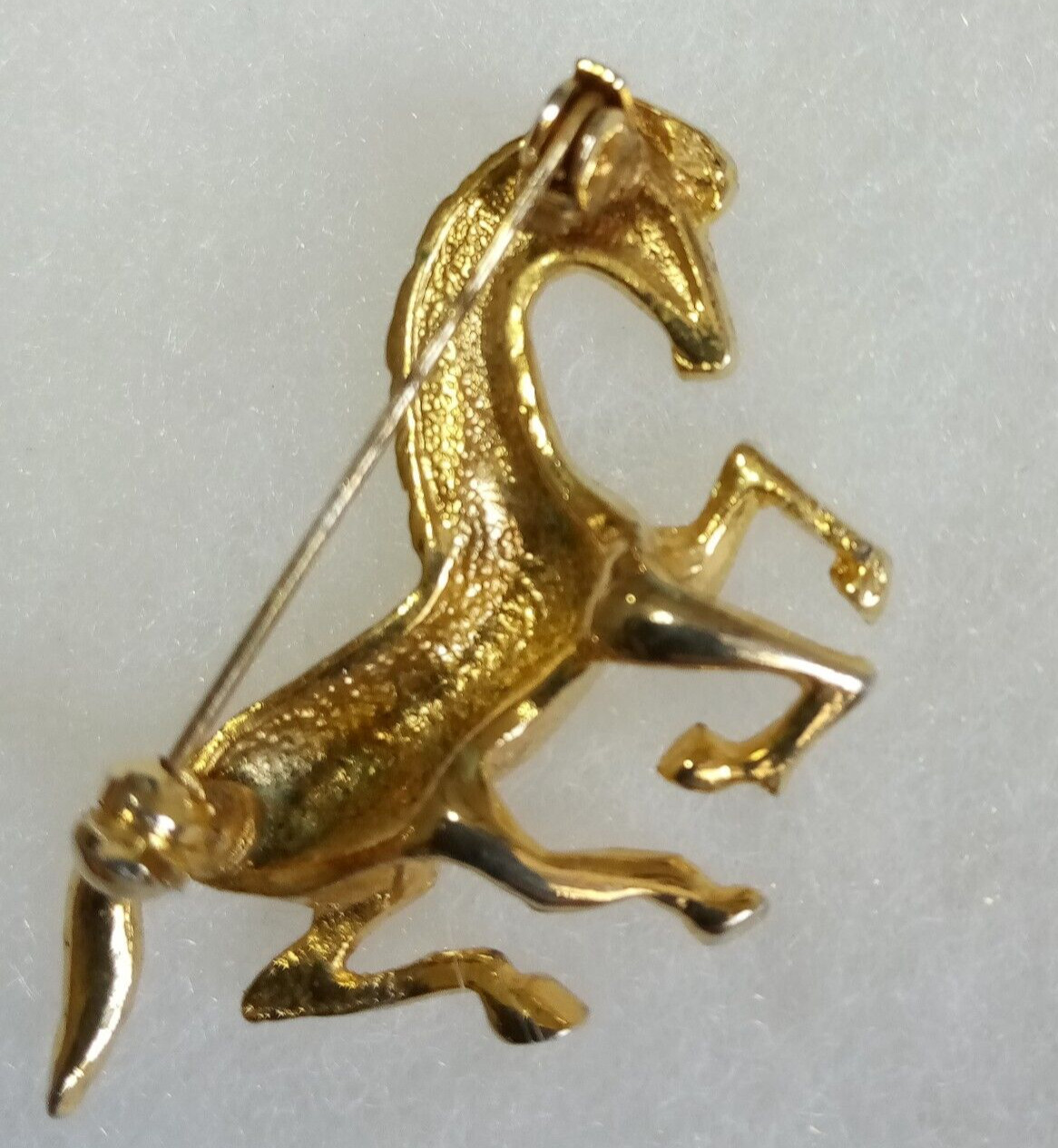 Running Horse Lapel Pin Brooch Gold Toned Metal 3D Equestrian Rhinestone Eye