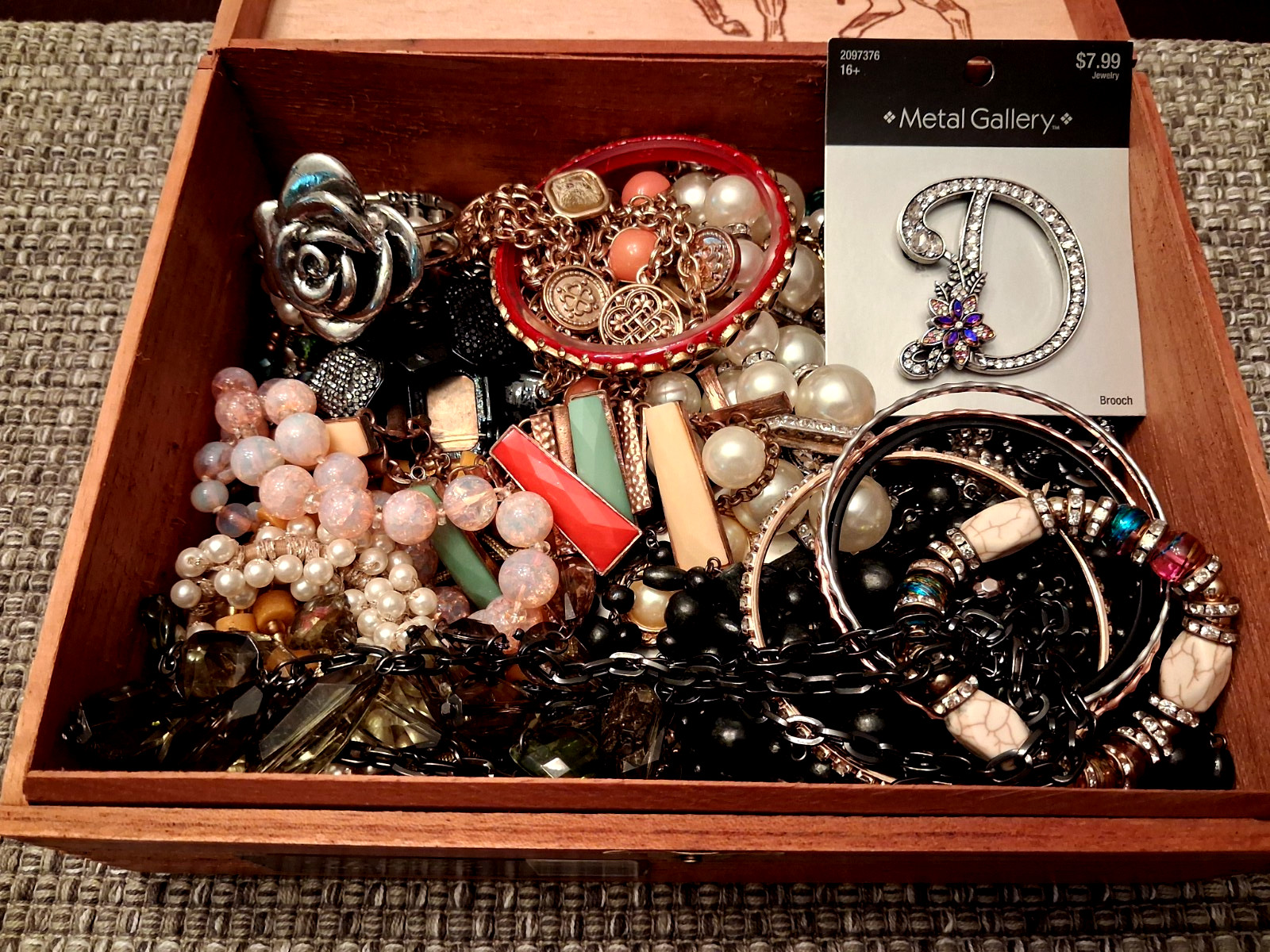Vintage Modern Costume Jewelry Lot 50 + Pieces All Wearable Necklaces Bracelets