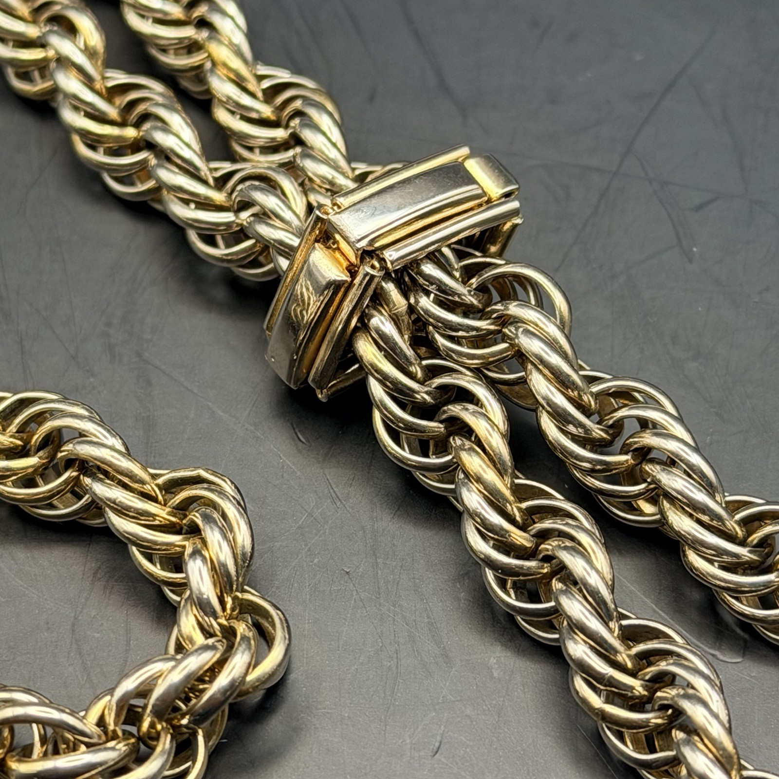 Vintage Gold Tone Rope Chain Lariat Necklace Tassel Dangle Adjustable Statement